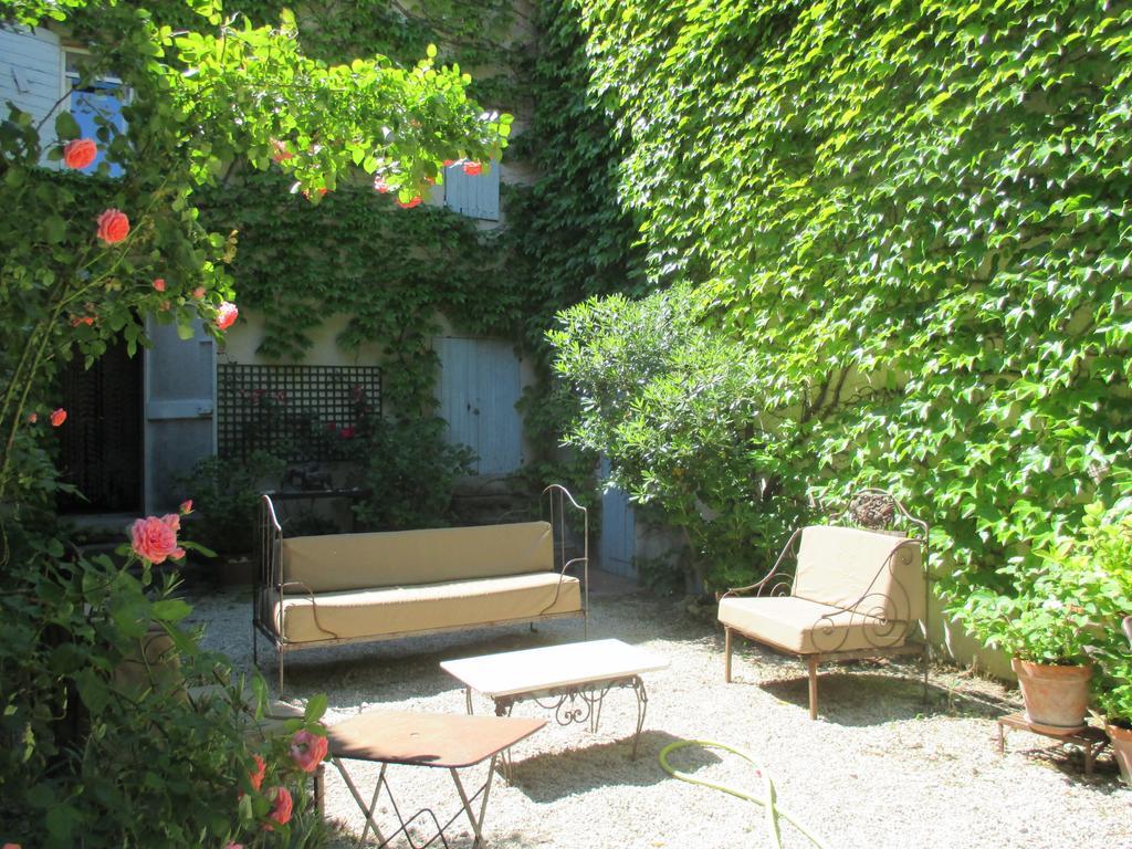 Lagremeuse Bed & Breakfast Aix-en-Provence Exterior photo